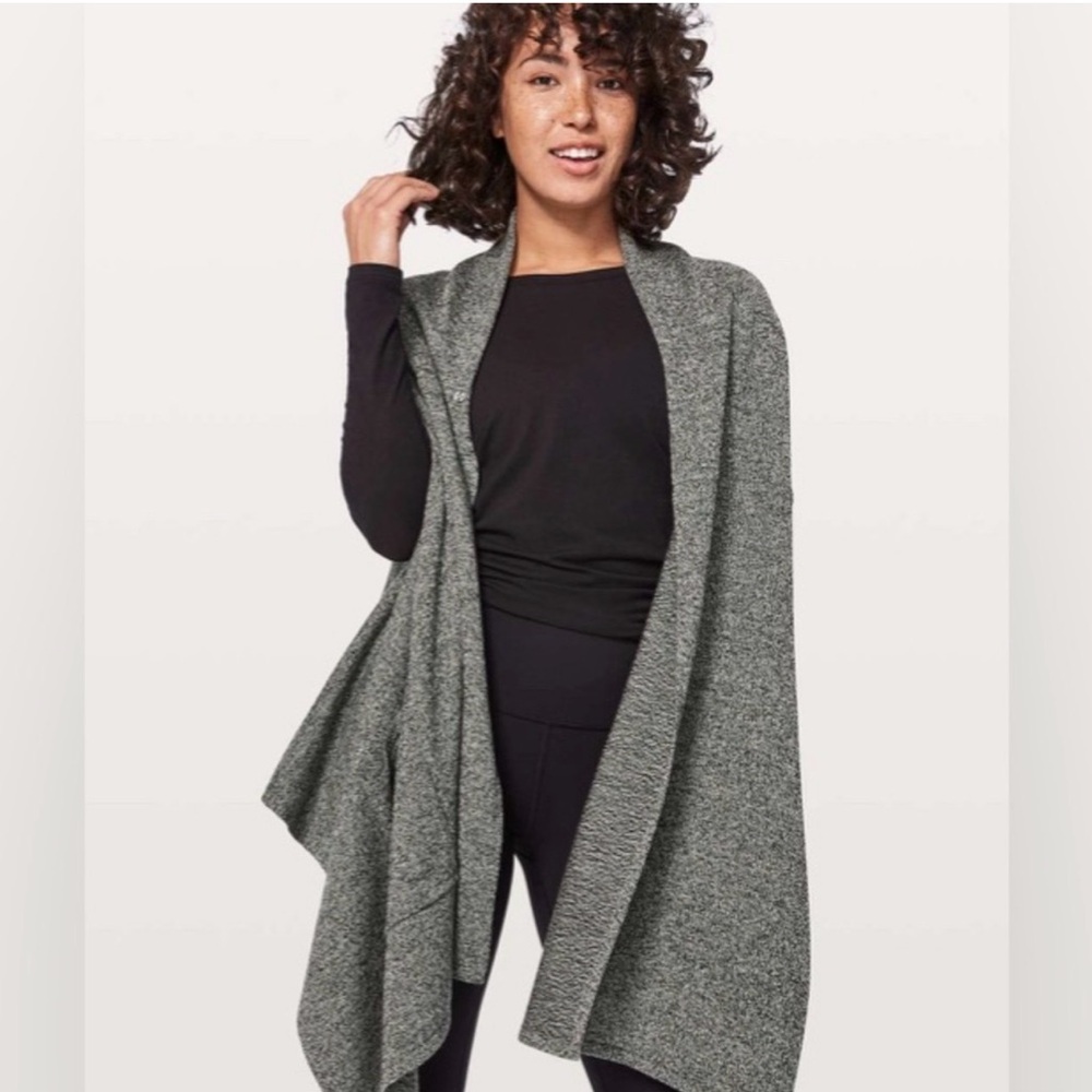Lululemon Live Freely Wrap Poncho Cardigan One Size Fits All
